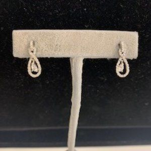 NWT: Giani Bernini teardrop earrings